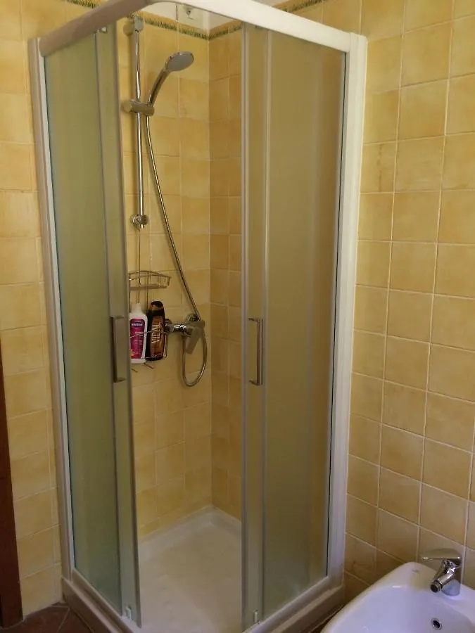 Guendalina Mon Amour Roncola Apartment